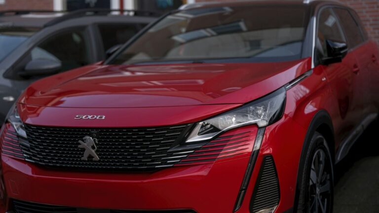 Peugeot 5008